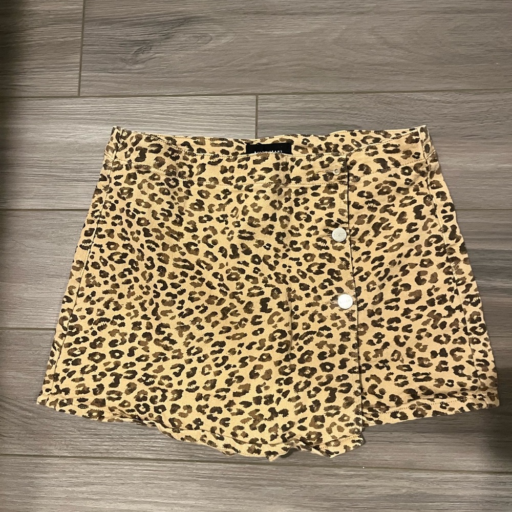 Leopard Print Button Skirt